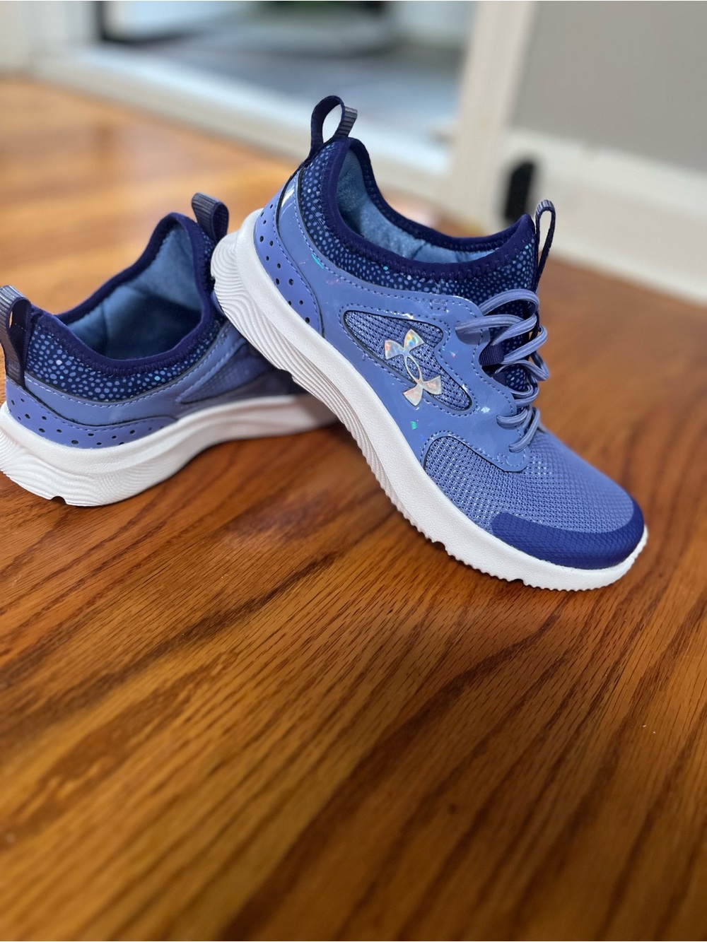 NWOT Under Armour Girls' Purple and Navy Lightweight Sneakers